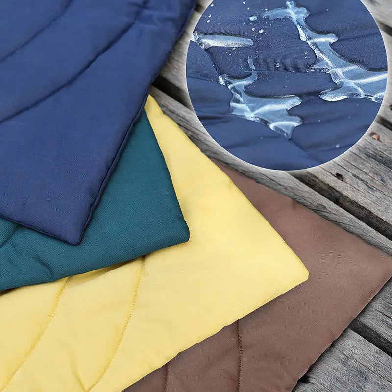 Cama portátil para perros, ONTÓN, impermeable especial monte y acampada