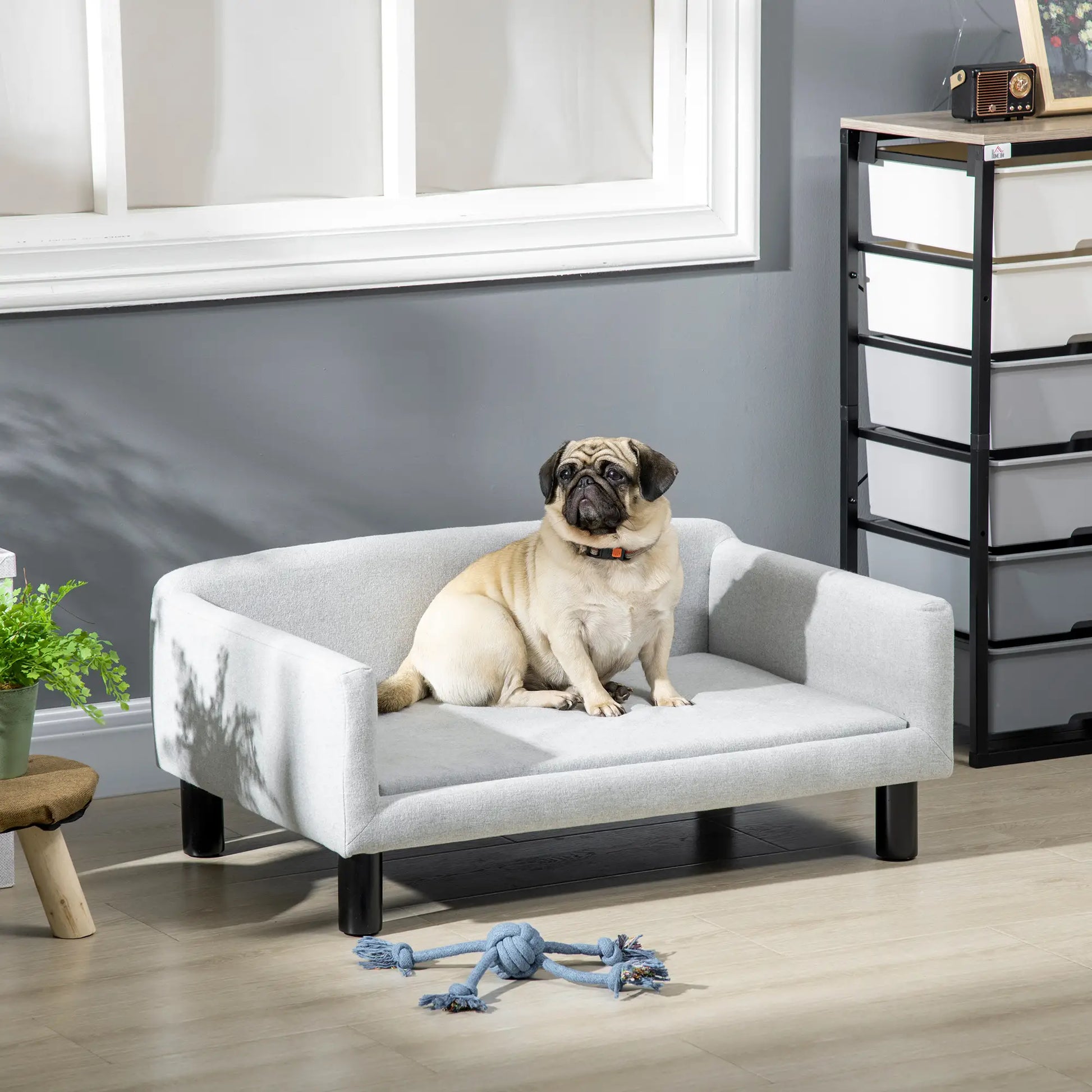 Sofá para perros medianos SANTIAGO, con patas de madera y 20 kg de soporte 82x54x36cm gris - Camadog